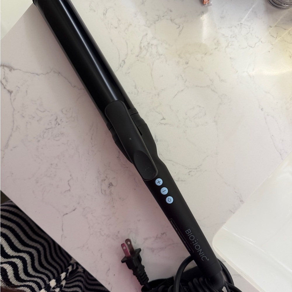 Bioionic long 1.5 barrel curling iron